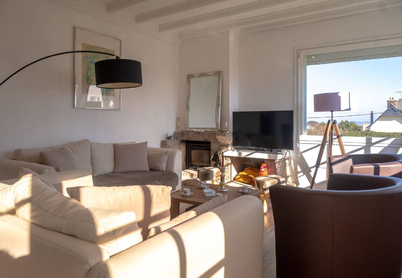 Ferienhaus in Perros-Guirec - ty michel · Swimming pool access to beaches and sh