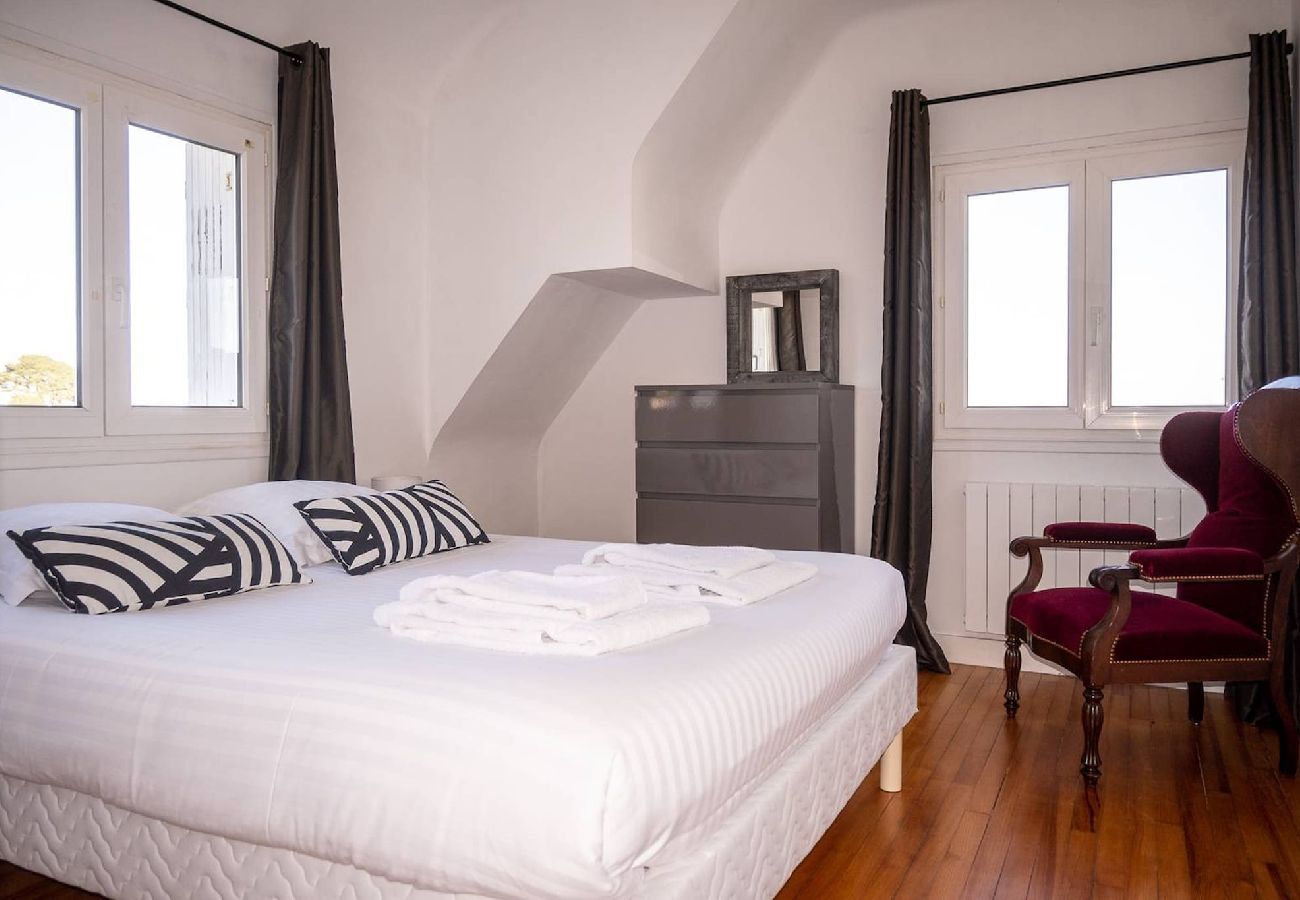 Ferienhaus in Perros-Guirec - ty michel · Swimming pool access to beaches and sh