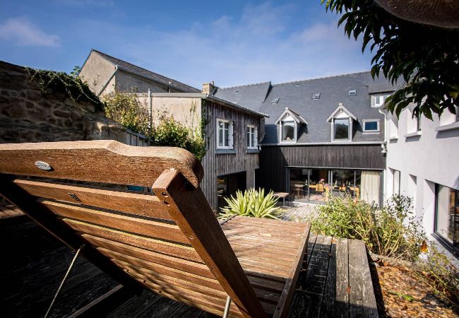 Ferienhaus in Penvénan - hjem · Port Blanc A breathtaking setting facing th Ferienhaus in Penvénan - hjem · Port Blanc A breathtaking setting facing th