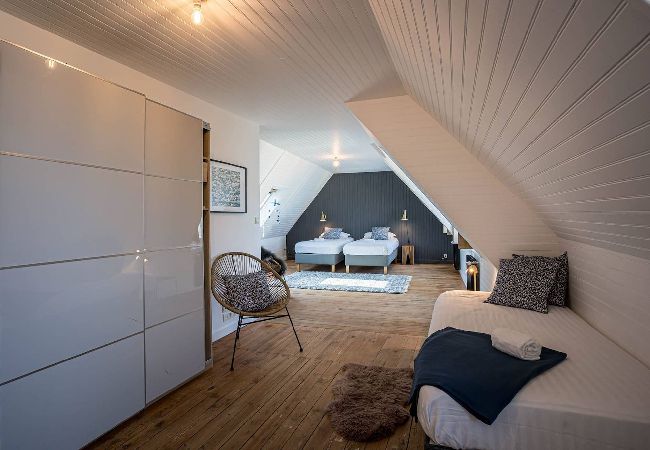 Ferienhaus in Penvénan - hjem · Port Blanc A breathtaking setting facing th Ferienhaus in Penvénan - hjem · Port Blanc A breathtaking setting facing th