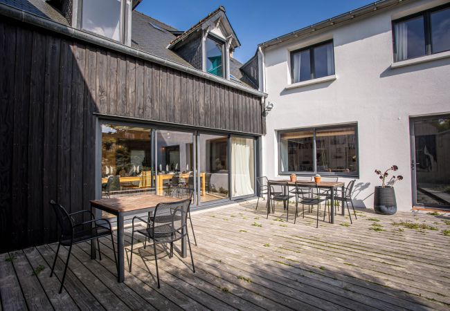 Ferienhaus in Penvénan - hjem · Port Blanc A breathtaking setting facing th Ferienhaus in Penvénan - hjem · Port Blanc A breathtaking setting facing th