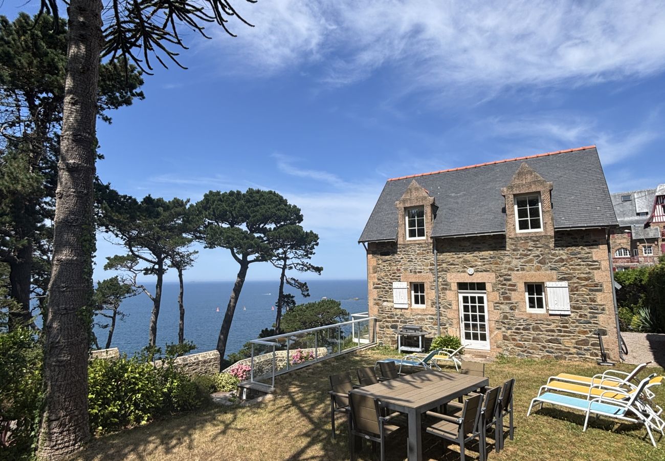 Ferienhaus in Perros-Guirec - La loge · location vue mer à Perros Guirec