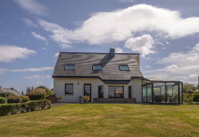 Ferienhaus in Penvénan - ker diskuiz · Bugueles - bord de mer Ferienhaus in Penvénan - ker diskuiz · Bugueles - bord de mer