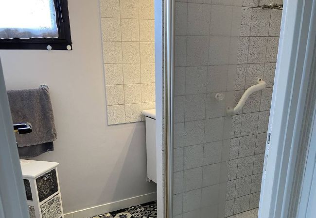 Ferienhaus in Penvénan - ker diskuiz · Bugueles - bord de mer Ferienhaus in Penvénan - ker diskuiz · Bugueles - bord de mer