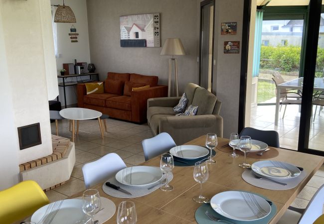 Ferienhaus in Penvénan - ker diskuiz · Bugueles - bord de mer Ferienhaus in Penvénan - ker diskuiz · Bugueles - bord de mer