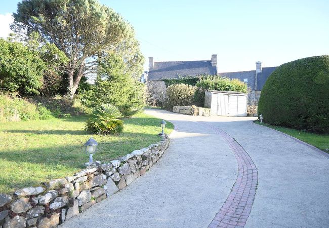 Ferienhaus in Trébeurden - Ty goas treiz · Ty Goas Treiz Pool and view Ferienhaus in Trébeurden - Ty goas treiz · Ty Goas Treiz Pool and view