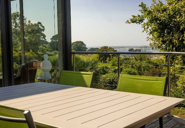 Ferienhaus in Trébeurden - Ty goas treiz · Ty Goas Treiz Pool and view Ferienhaus in Trébeurden - Ty goas treiz · Ty Goas Treiz Pool and view