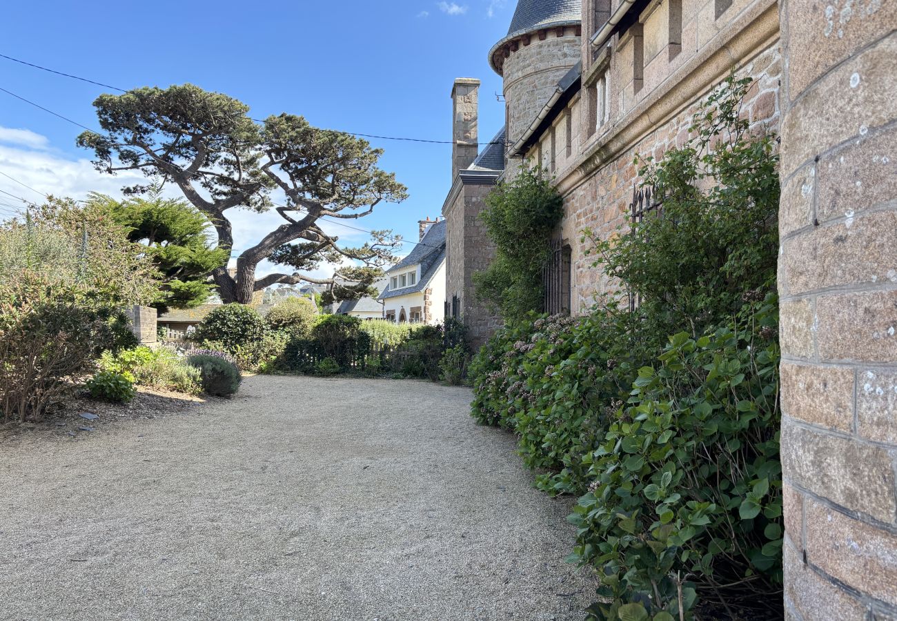 Ferienhaus in Trébeurden - Ker nelly - chateau vue mer - Trébeurden
