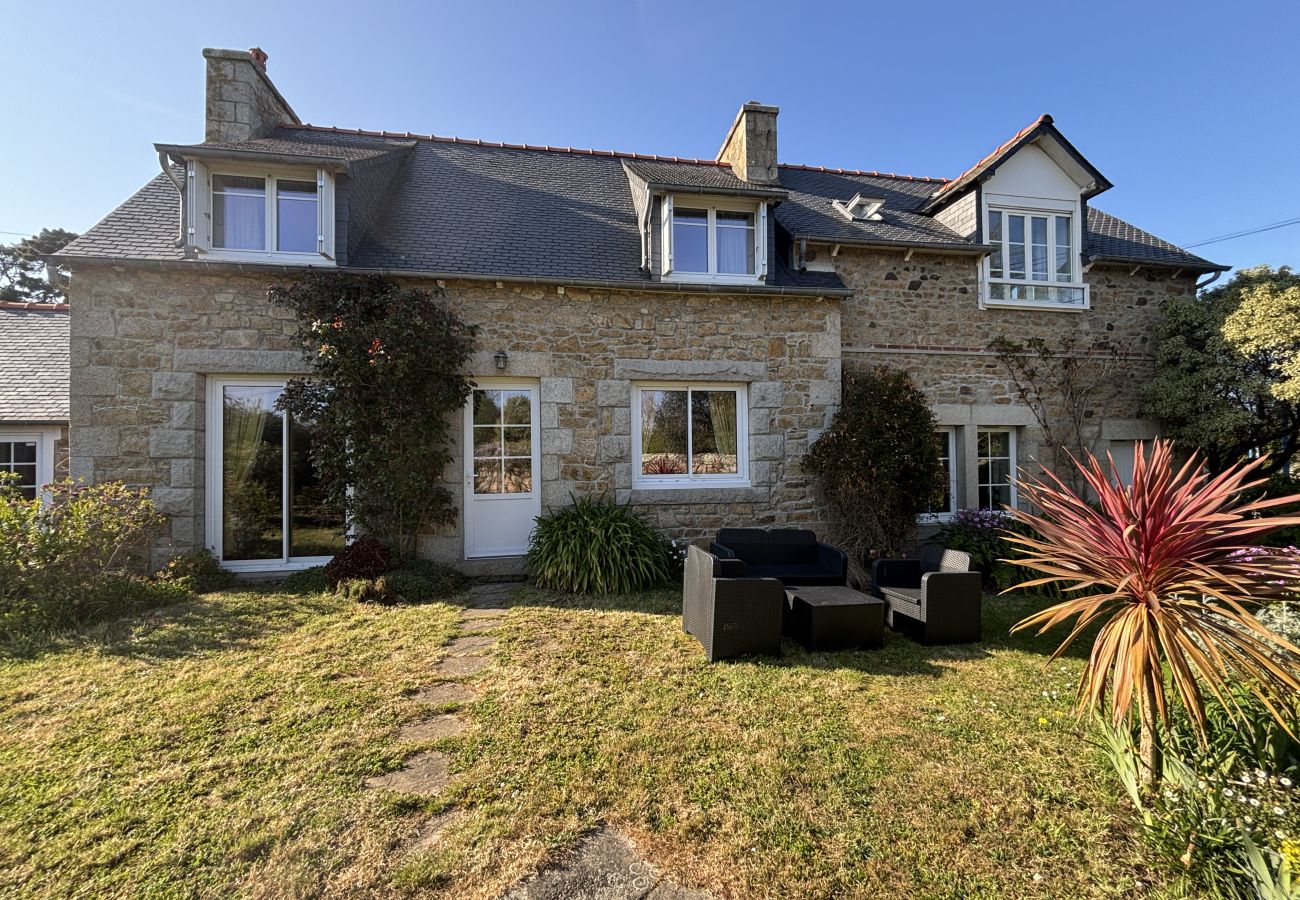 Ferienhaus in Penvénan - Ty Moune · highly sought after location