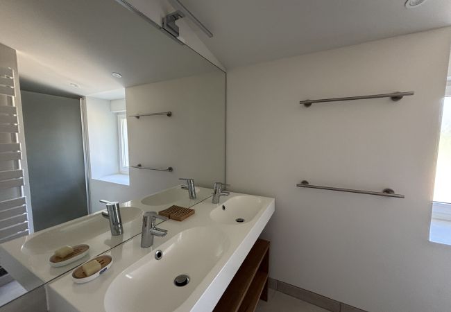 Ferienhaus in Plougrescant - Douarenn Braz · Douarenn Braz a haven of peace Ferienhaus in Plougrescant - Douarenn Braz · Douarenn Braz a haven of peace