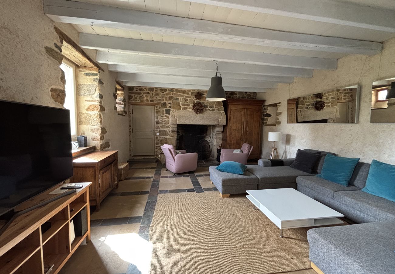 Ferienhaus in Plougrescant - Douarenn Braz · Douarenn Braz a haven of peace