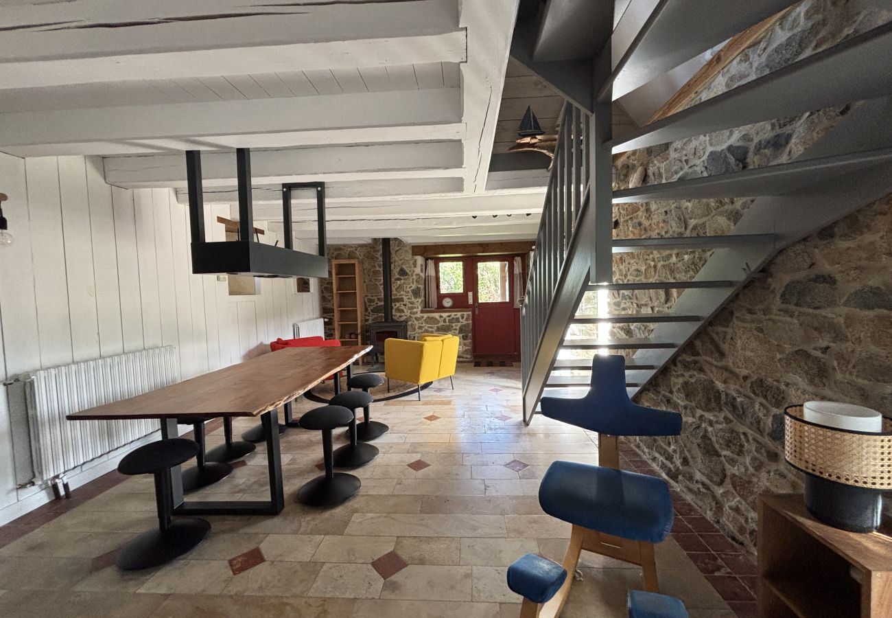 Ferienhaus in Plougrescant - Douarenn Braz · Douarenn Braz a haven of peace