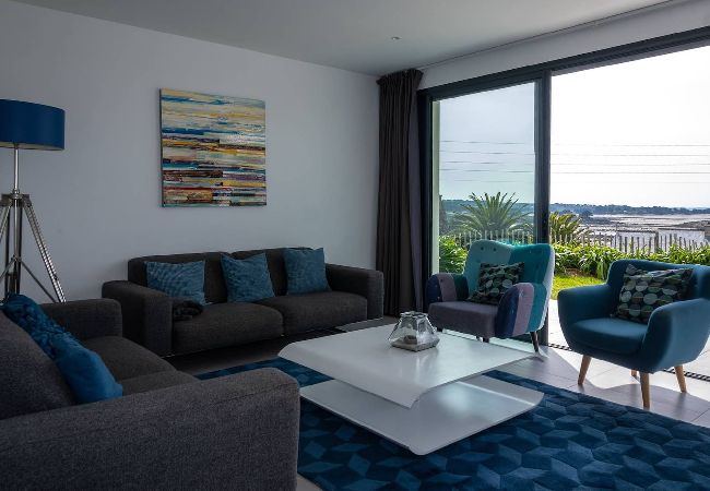 Villa in Pleumeur-Bodou - Villa Agapanthes · Facing the sea, indoor pool. Villa in Pleumeur-Bodou - Villa Agapanthes · Facing the sea, indoor pool.