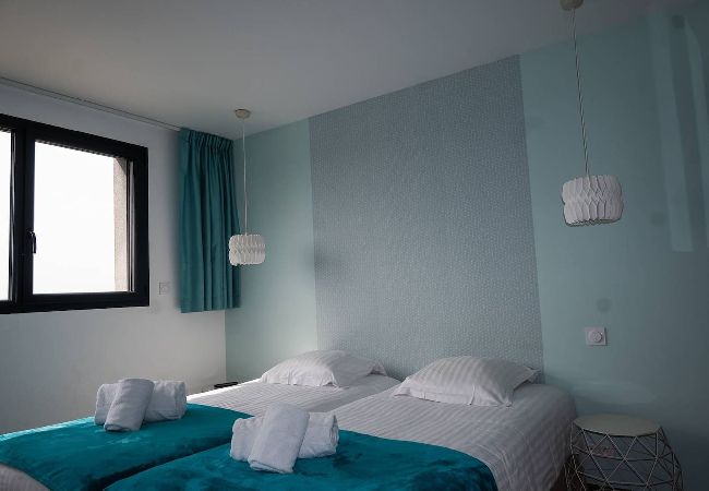 Villa in Pleumeur-Bodou - Villa Agapanthes · Facing the sea, indoor pool. Villa in Pleumeur-Bodou - Villa Agapanthes · Facing the sea, indoor pool.