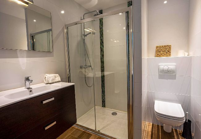 Villa in Pleumeur-Bodou - Villa Agapanthes · Facing the sea, indoor pool. Villa in Pleumeur-Bodou - Villa Agapanthes · Facing the sea, indoor pool.