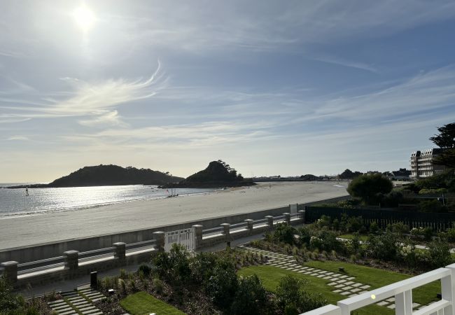 Ferienwohnung in Trébeurden - ROUZIC T4, Trébeurden, piscine intérieur et sur la Ferienwohnung in Trébeurden - ROUZIC T4, Trébeurden, piscine intérieur et sur la