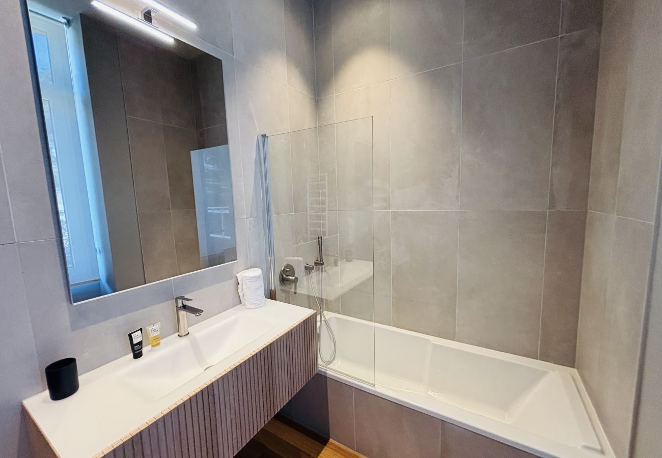 Ferienwohnung in Trébeurden - ROUZIC T4, Trébeurden, piscine intérieur et sur la