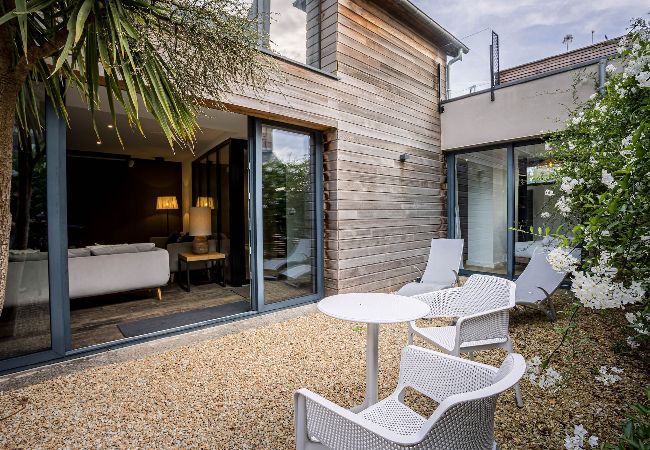 Villa in Perros-Guirec - La villa du port · La villa du port - pool and spa Villa in Perros-Guirec - La villa du port · La villa du port - pool and spa