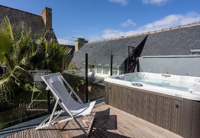 Villa in Perros-Guirec - La villa du port · La villa du port - pool and spa Villa in Perros-Guirec - La villa du port · La villa du port - pool and spa