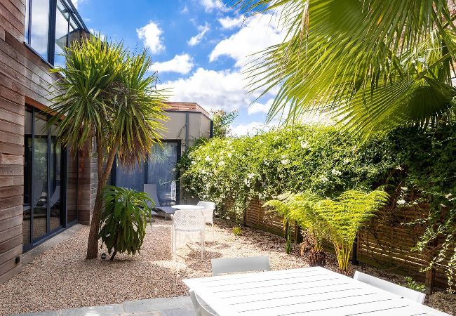 Villa in Perros-Guirec - La villa du port · La villa du port - pool and spa Villa in Perros-Guirec - La villa du port · La villa du port - pool and spa