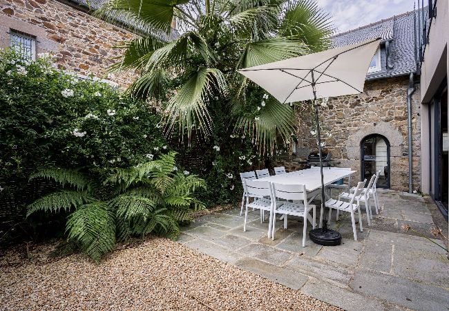 Villa in Perros-Guirec - La villa du port · La villa du port - pool and spa Villa in Perros-Guirec - La villa du port · La villa du port - pool and spa