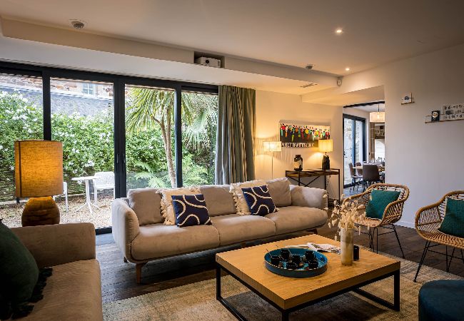 Villa in Perros-Guirec - La villa du port · La villa du port - pool and spa Villa in Perros-Guirec - La villa du port · La villa du port - pool and spa