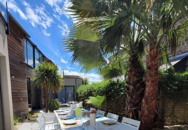 Villa in Perros-Guirec - La villa du port · La villa du port - pool and spa Villa in Perros-Guirec - La villa du port · La villa du port - pool and spa