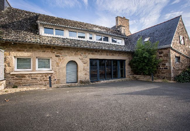 Villa in Perros-Guirec - La villa du port · La villa du port - pool and spa Villa in Perros-Guirec - La villa du port · La villa du port - pool and spa