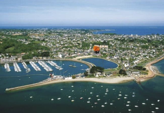 Villa in Perros-Guirec - La villa du port · La villa du port - pool and spa Villa in Perros-Guirec - La villa du port · La villa du port - pool and spa