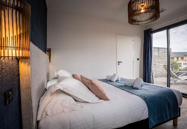 Villa in Perros-Guirec - La villa du port · La villa du port - pool and spa Villa in Perros-Guirec - La villa du port · La villa du port - pool and spa