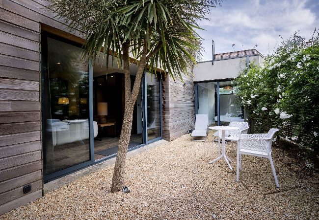 Villa in Perros-Guirec - La villa du port · La villa du port - pool and spa Villa in Perros-Guirec - La villa du port · La villa du port - pool and spa