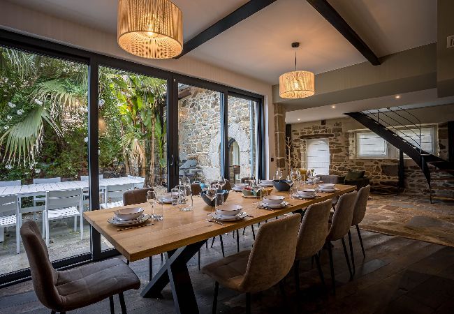 Villa in Perros-Guirec - La villa du port · La villa du port - pool and spa Villa in Perros-Guirec - La villa du port · La villa du port - pool and spa