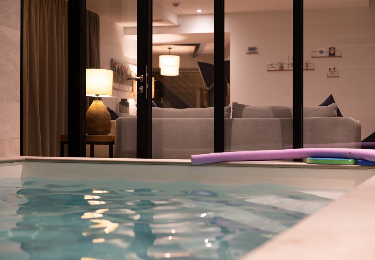 Villa in Perros-Guirec - Villa du port . Perros-Guirec · Piscine interieure