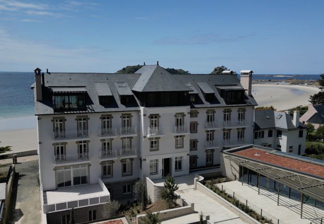 Ferienwohnung in Trébeurden - LA ROCHE MIGNONNE T3 · T3 Beach access and indoor Ferienwohnung in Trébeurden - LA ROCHE MIGNONNE T3 · T3 Beach access and indoor
