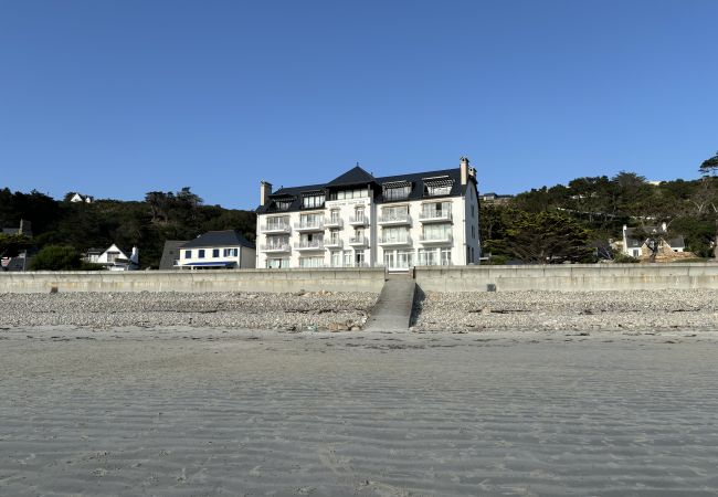 Ferienwohnung in Trébeurden - LA ROCHE MIGNONNE T3 · T3 Beach access and indoor Ferienwohnung in Trébeurden - LA ROCHE MIGNONNE T3 · T3 Beach access and indoor
