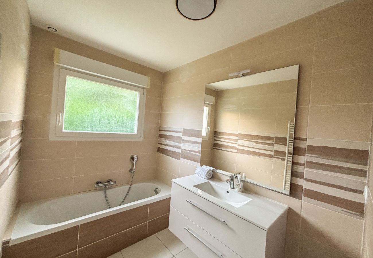 Ferienhaus in Pleumeur-Bodou - La maison de landrellec