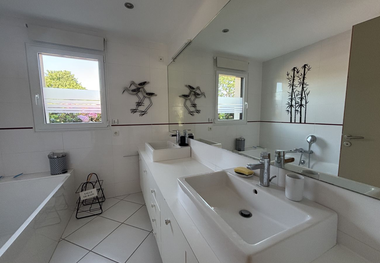 Ferienhaus in Trégastel - LA VILLA LES TEMPS MODERNES