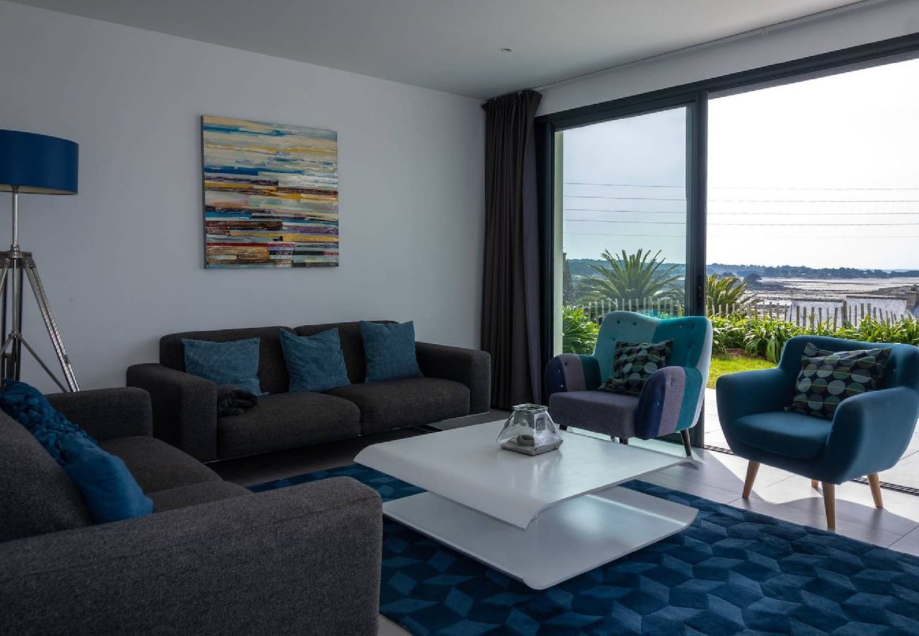 Villa in Pleumeur-Bodou - Villa Agapanthes · Facing the sea, indoor pool.