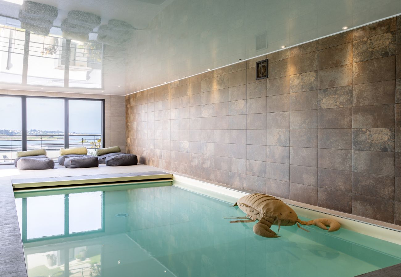 Villa in Pleumeur-Bodou - Villa Agapanthes · Facing the sea, indoor pool.