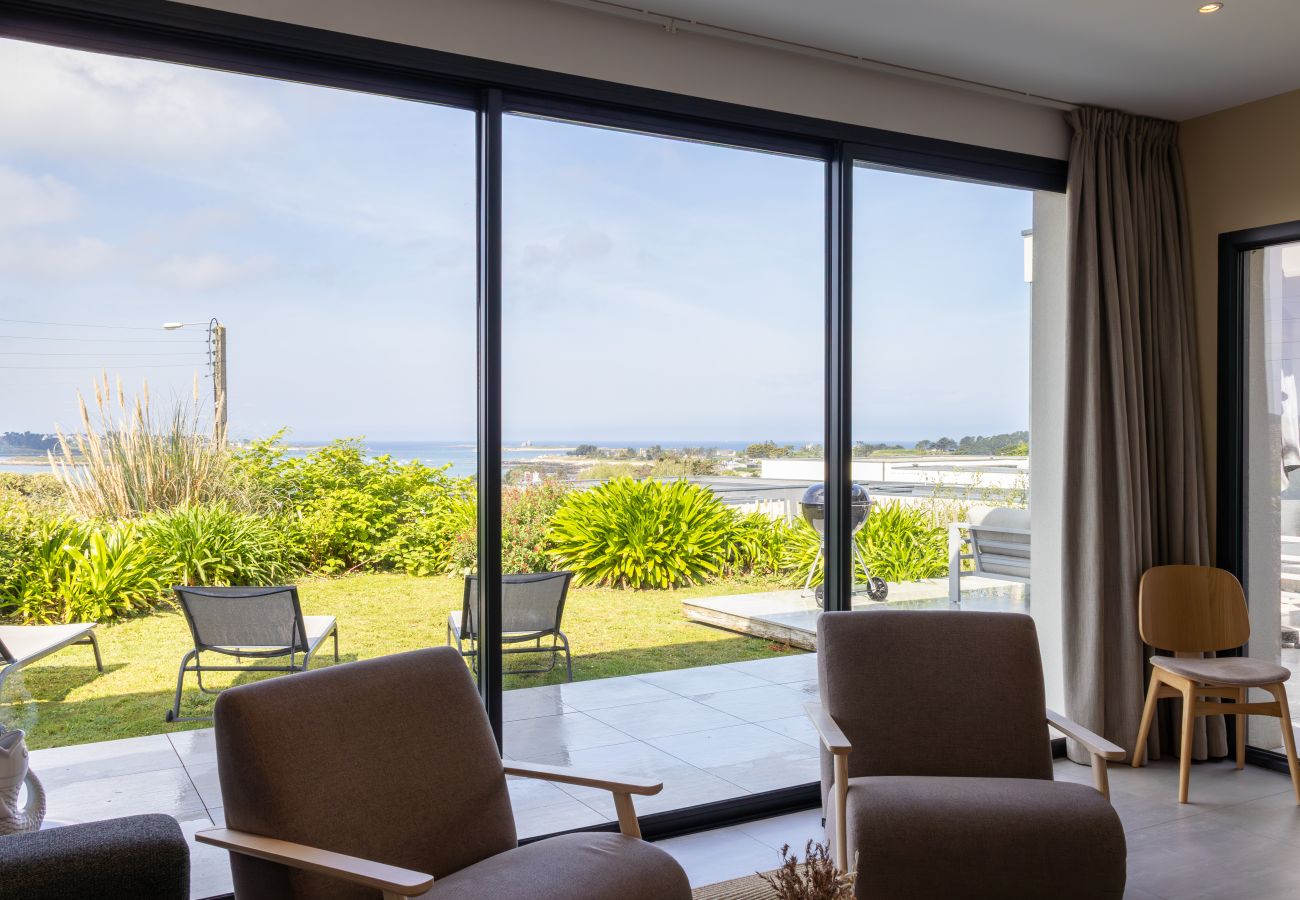 Villa in Pleumeur-Bodou - Villa Agapanthes · Facing the sea, indoor pool.