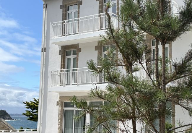 Apartment in Trébeurden - ROUZIC T4, Trébeurden, piscine intérieur et sur la Apartment in Trébeurden - ROUZIC T4, Trébeurden, piscine intérieur et sur la