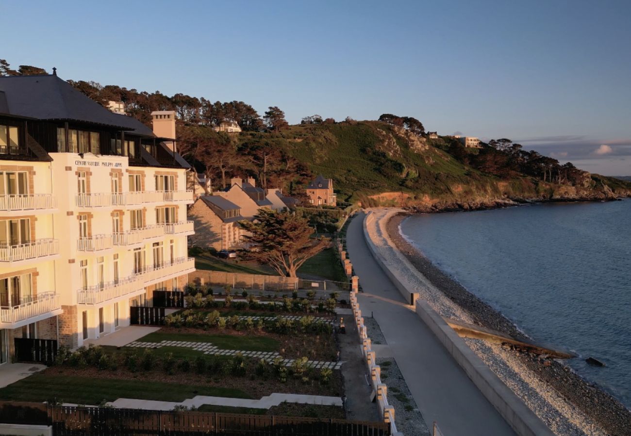 Beachfront stay Brittany