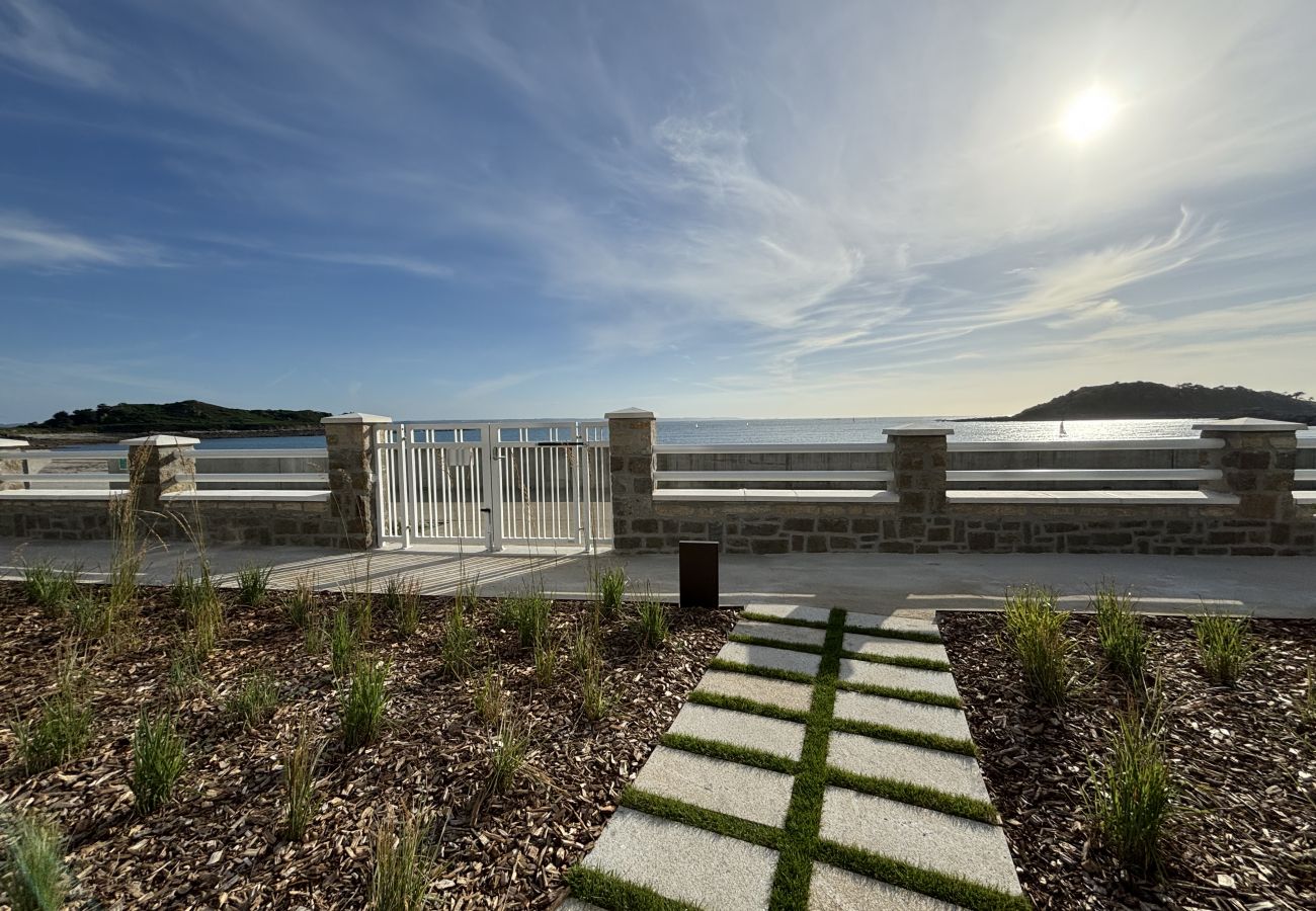 Apartment in Trébeurden - Milliau T2 · Luxury 1 Bedroom Apartment with Sea V Apartment in Trébeurden - Milliau T2 · Luxury 1 Bedroom Apartment with Sea V