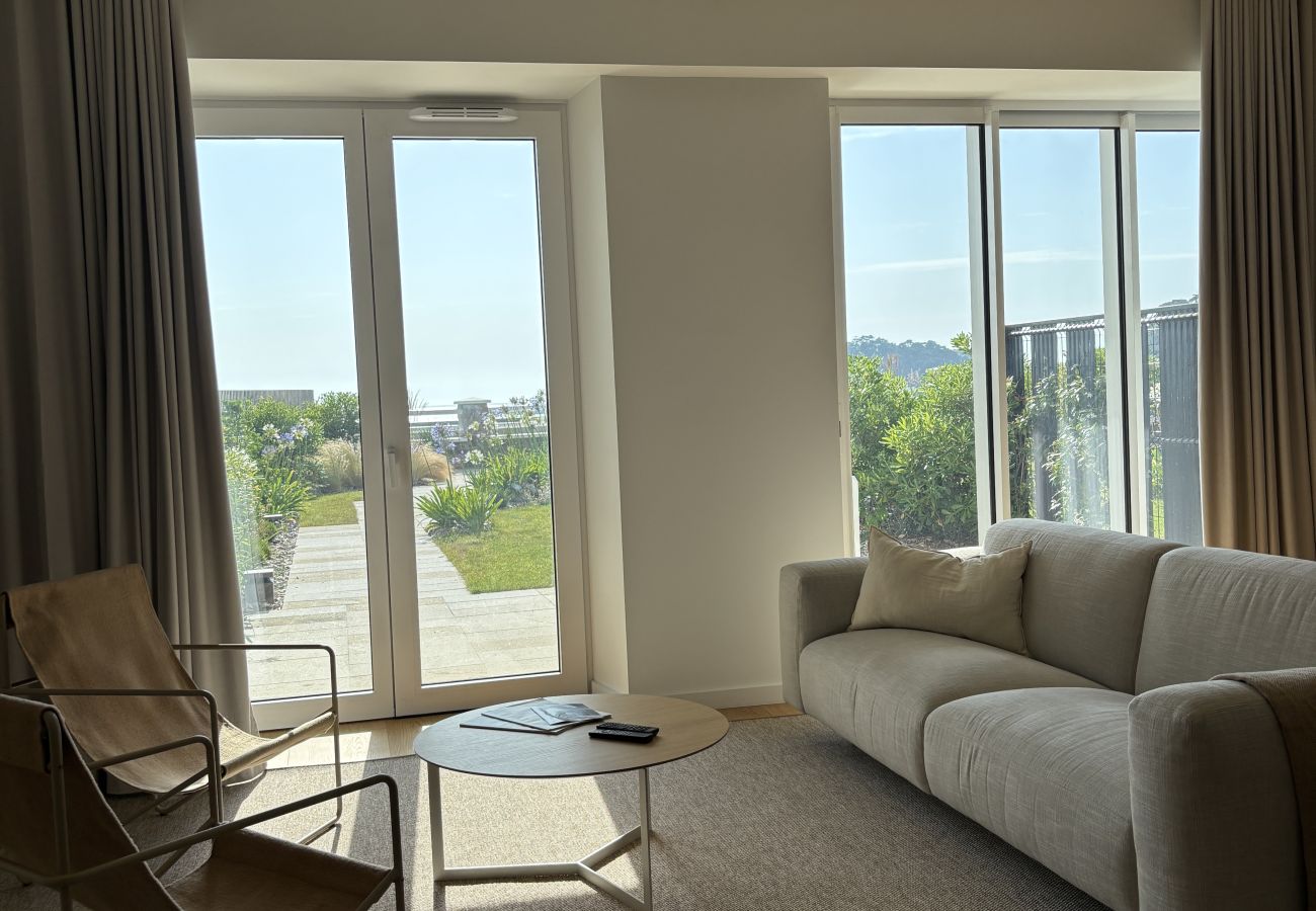 Apartment in Trébeurden - LA ROCHE MIGNONNE T3 · T3 Beach access and indoor