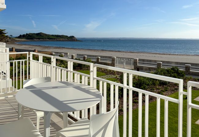 Apartment in Trébeurden - Bréhat T3, acces plage et vue Apartment in Trébeurden - Bréhat T3, acces plage et vue
