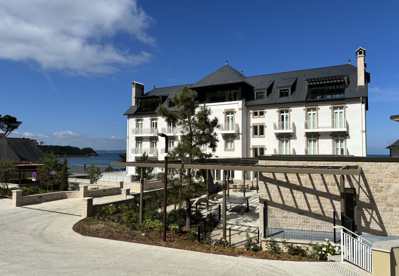 Apartment in Trébeurden - Bréhat T3, acces plage et vue