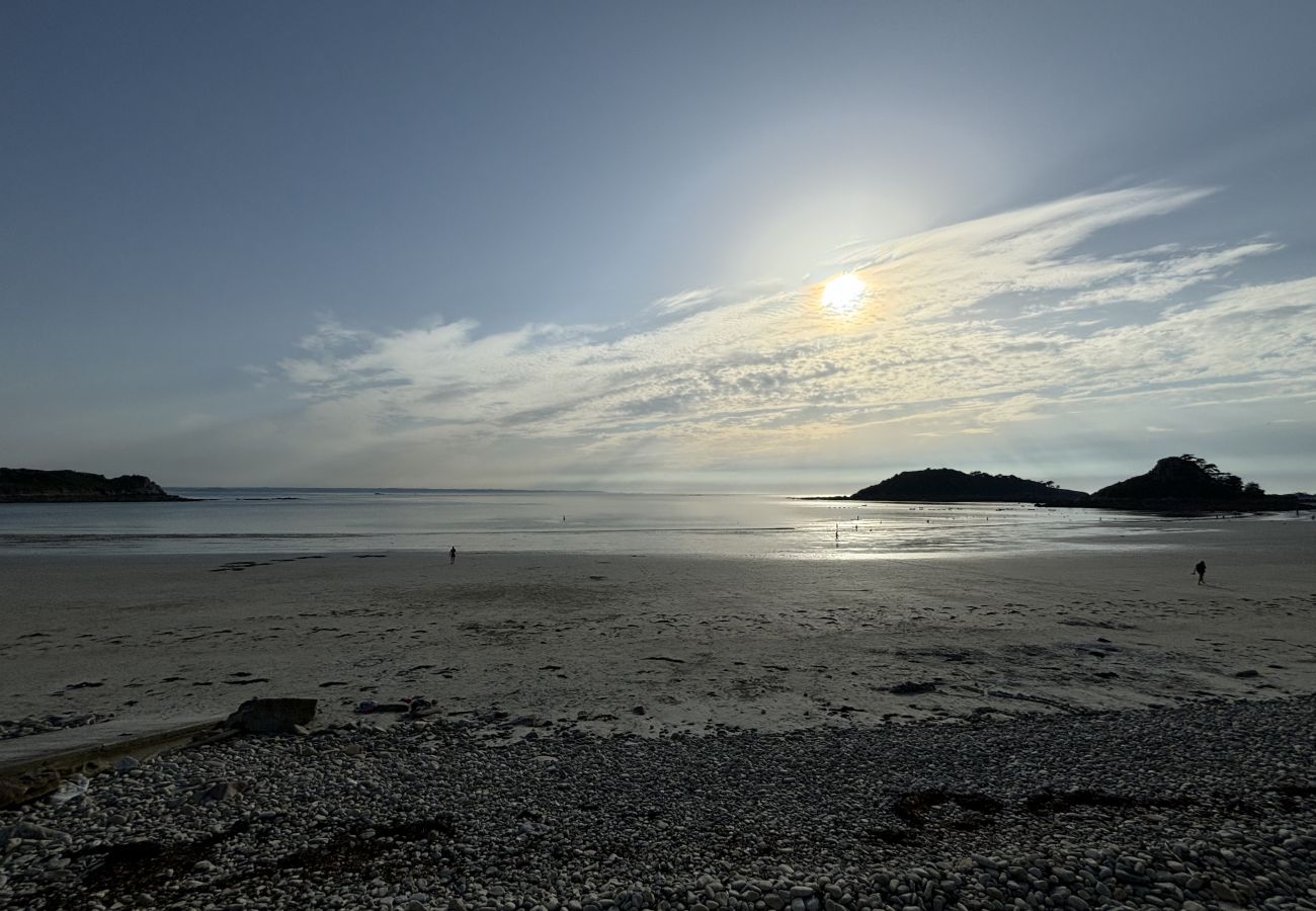 Apartment in Trébeurden - Bréhat T3, acces plage et vue