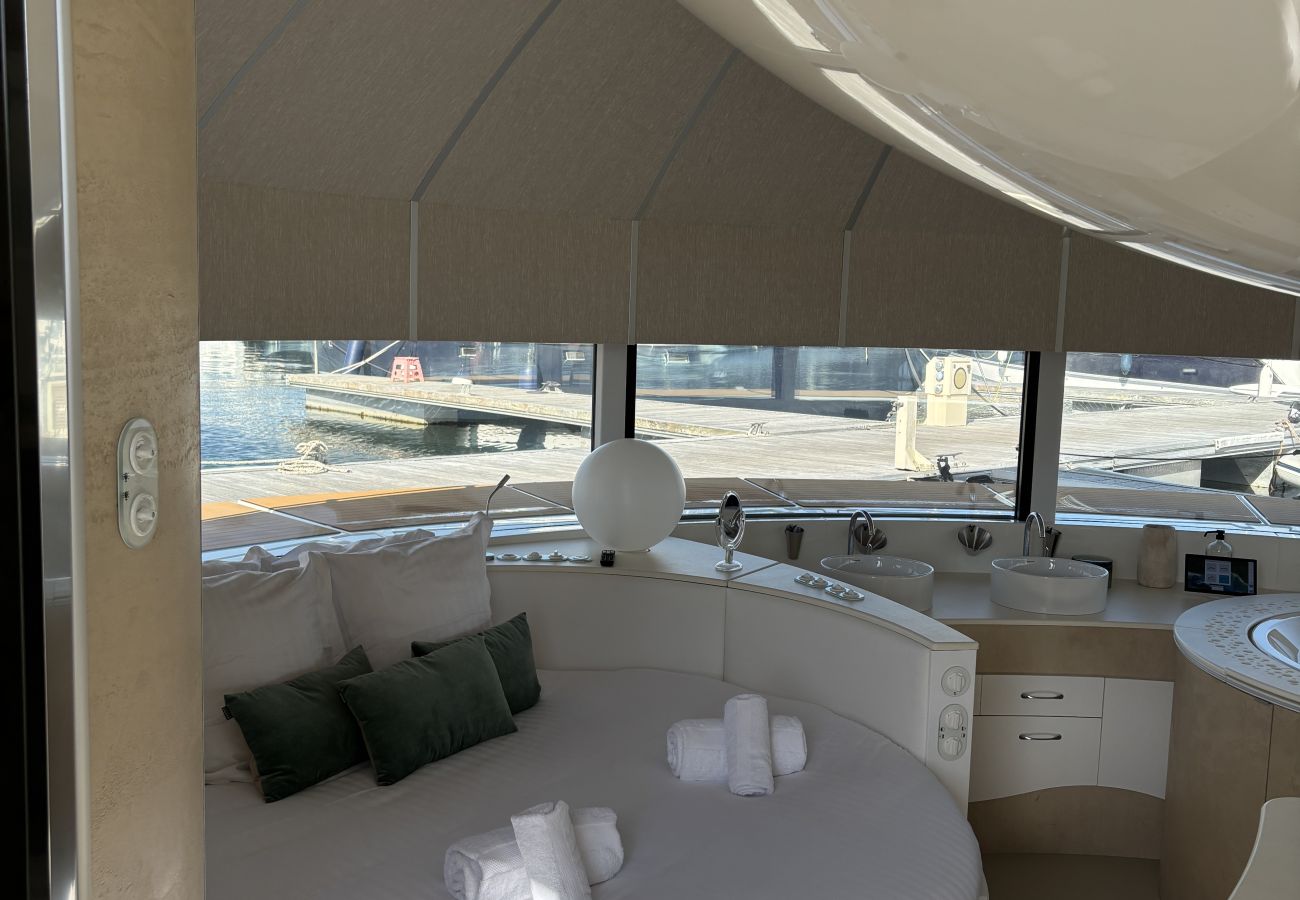 Boat in Trébeurden - ANTHÉNEA - Trébeurden Boat in Trébeurden - ANTHÉNEA - Trébeurden