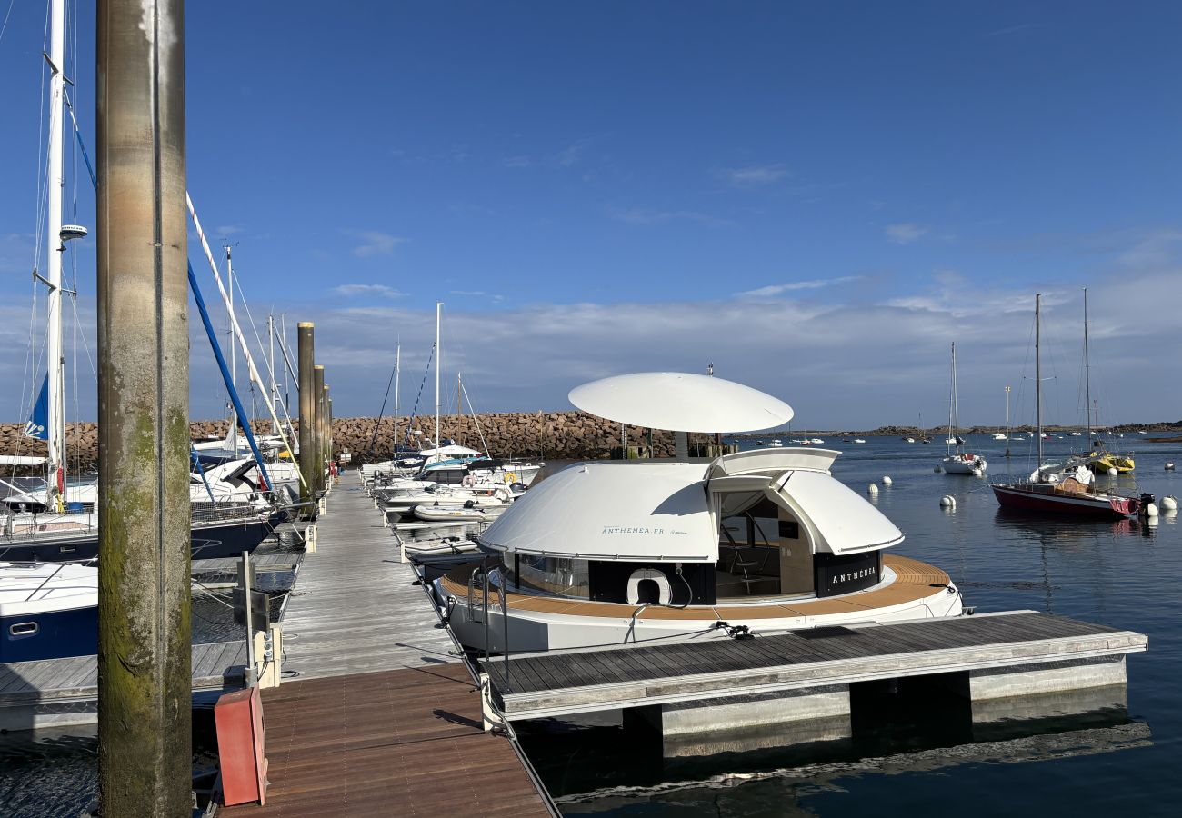 Boat in Trébeurden - ANTHÉNEA - Trébeurden Boat in Trébeurden - ANTHÉNEA - Trébeurden