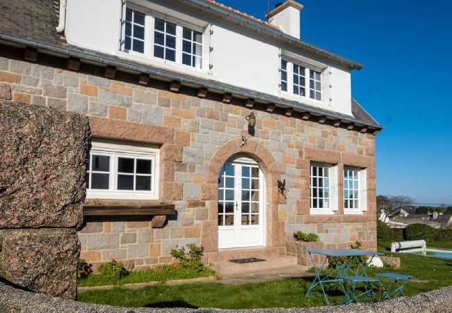 Maison à Perros-Guirec - ty michel · Swimming pool access to beaches and sh Maison à Perros-Guirec - ty michel · Swimming pool access to beaches and sh